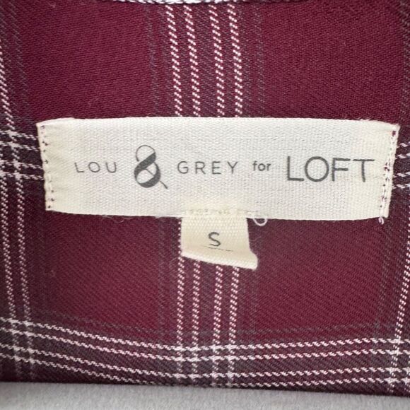 LOFT Lou & Grey Top Womens S Burgundy Plaid Surplice V-Neck Long Sleeves Rushed - Picture 2 of 9